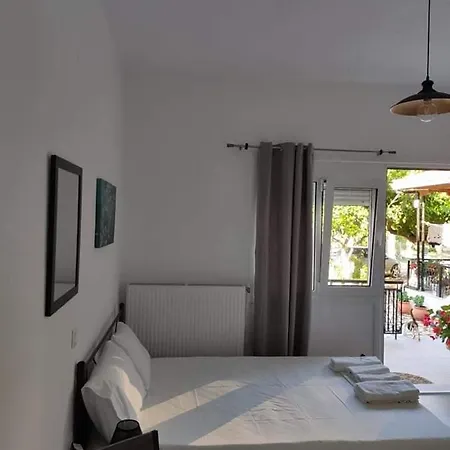 Le Di Olga Nyaraló *